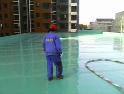 樓頂聚脲噴塗施工現場